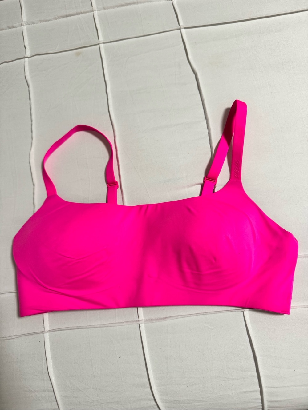 aerie Smoothez Seamless Wireless Bra — Neon Pink